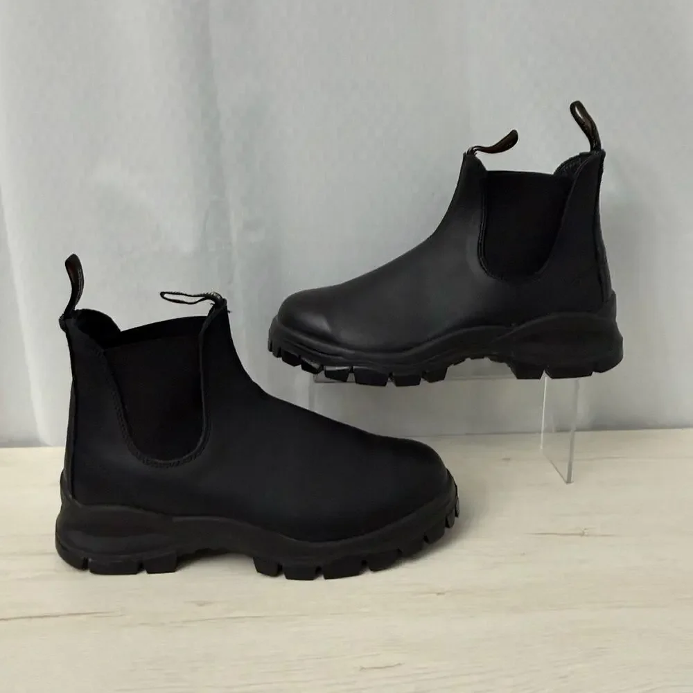 Blundstone 2240 Lug Chelsea Boots Mens Size 9.5 Wide US Black Leather Chelsea